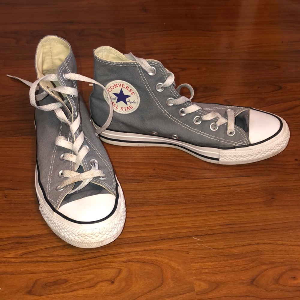 Gray high top converse